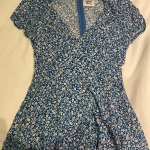Princess Polly blue floral dress